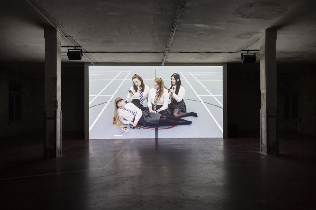 Resisting the Trouble – Moving Images in Times of Crisis